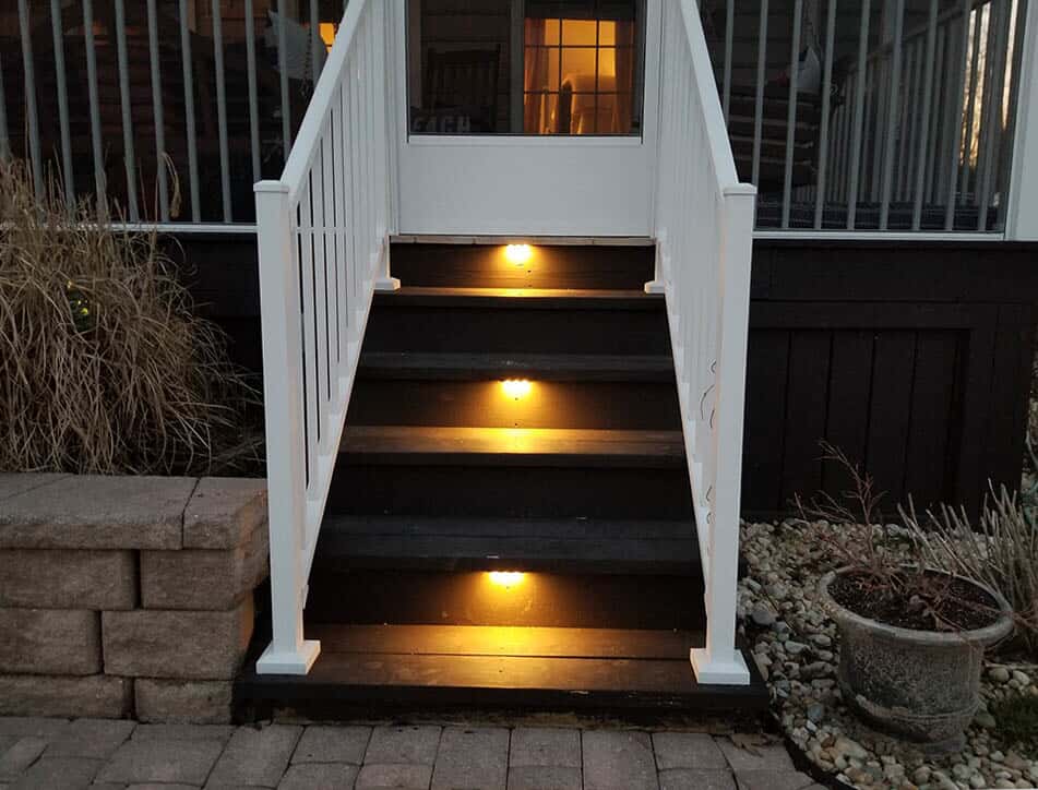 deck stair lighting